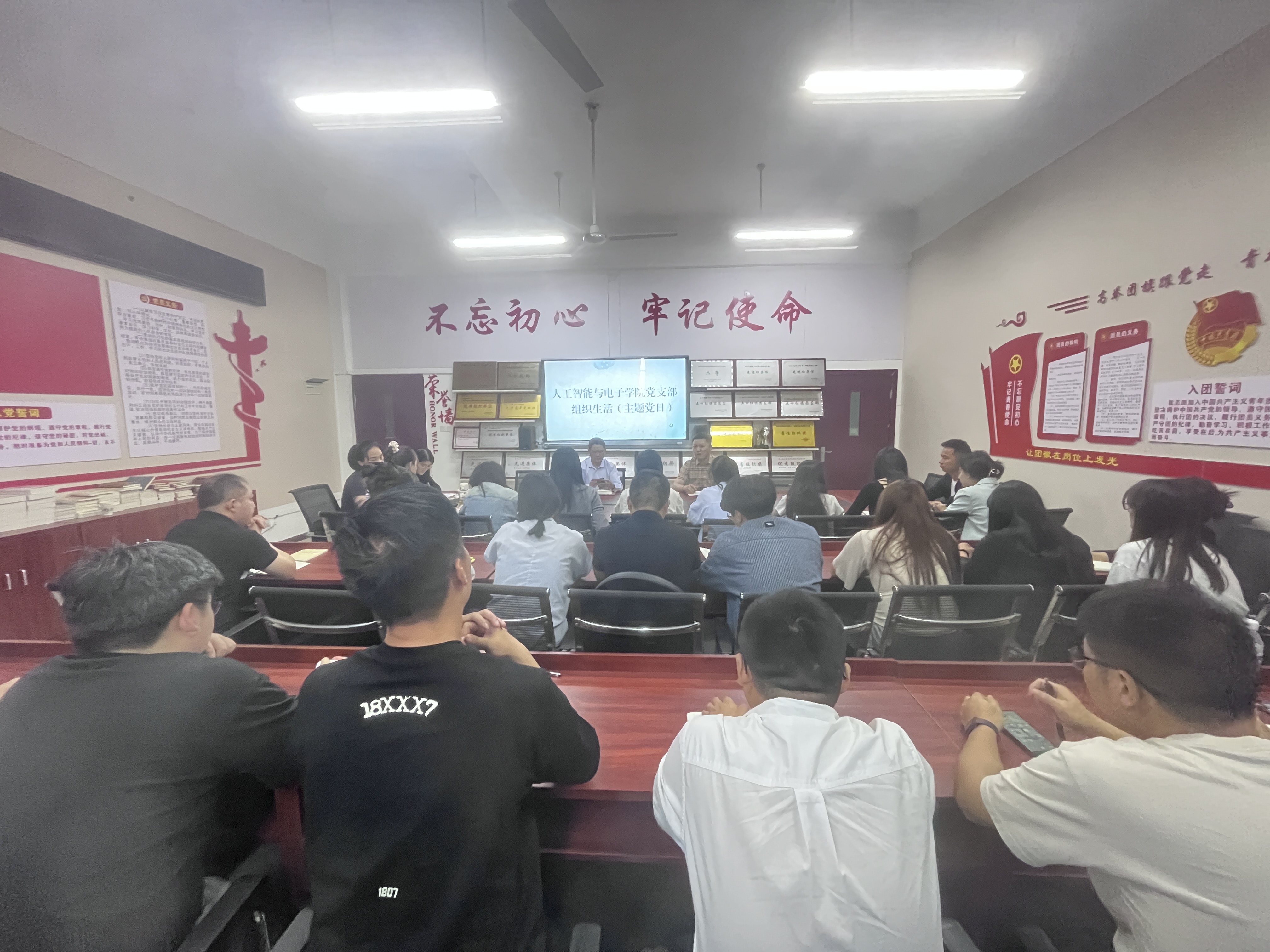 XLdq_1747791346509032882.jpg